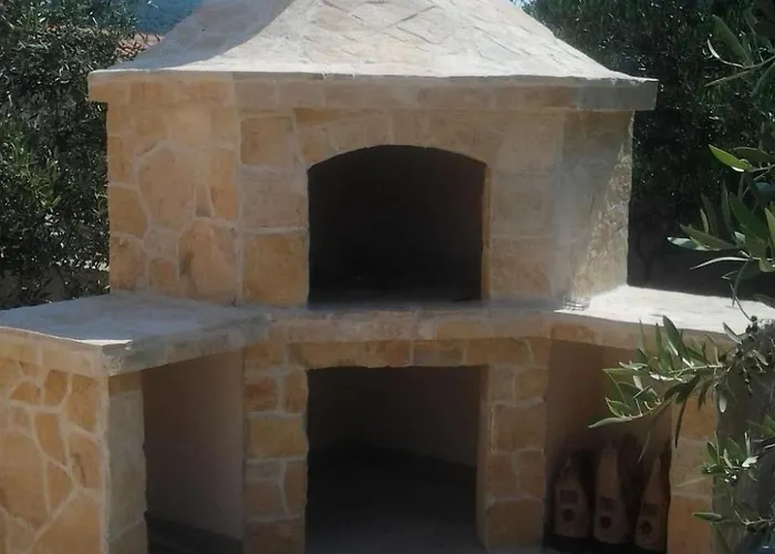 Mit Blick Auf Wasser By Interhome