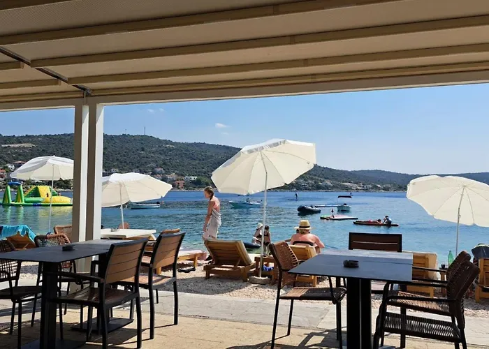 Mit Blick Auf Wasser By Interhome *